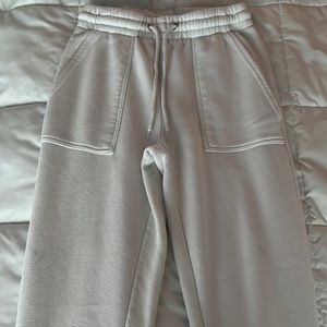 Size medium rue 21 white sweatpants